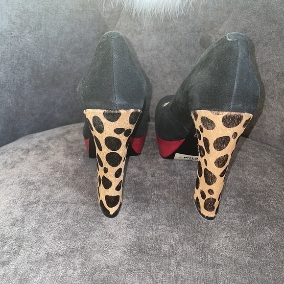 Nine West Heels red Black leopard print pumps like new size 6.5 shoes platforms - Picture 5 of 12